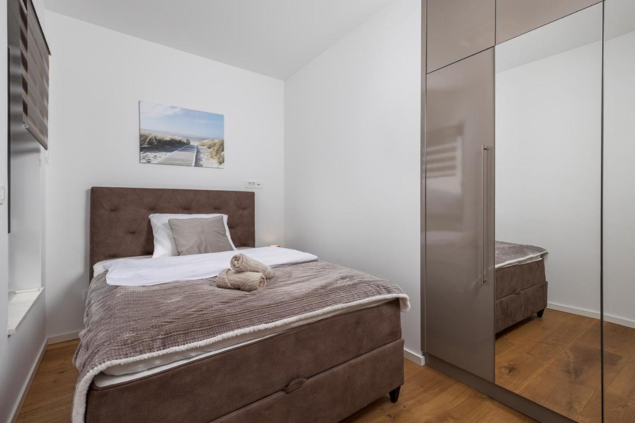 Apartment Top View With Balcony And Private Parking Рієка Екстер'єр фото
